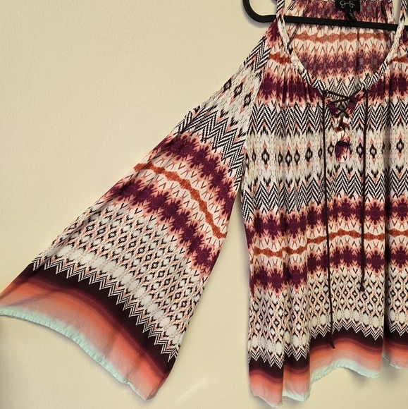 Jessica Simpson Shayna Aztec Sunburst Print Cold Shoulder Peasant Top L - Picture 5 of 11